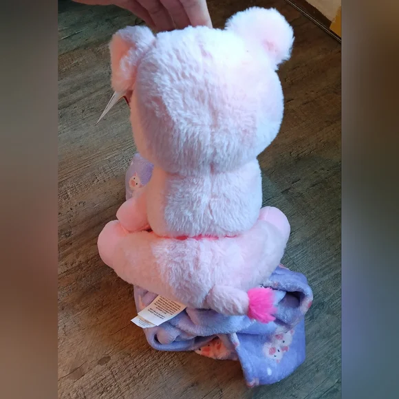 Pink Pig Stuffed Animal with Blanket 40"x50" - Picture 2 of 6